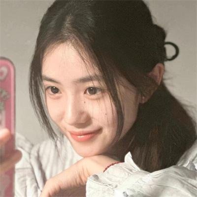 卡米拉海报